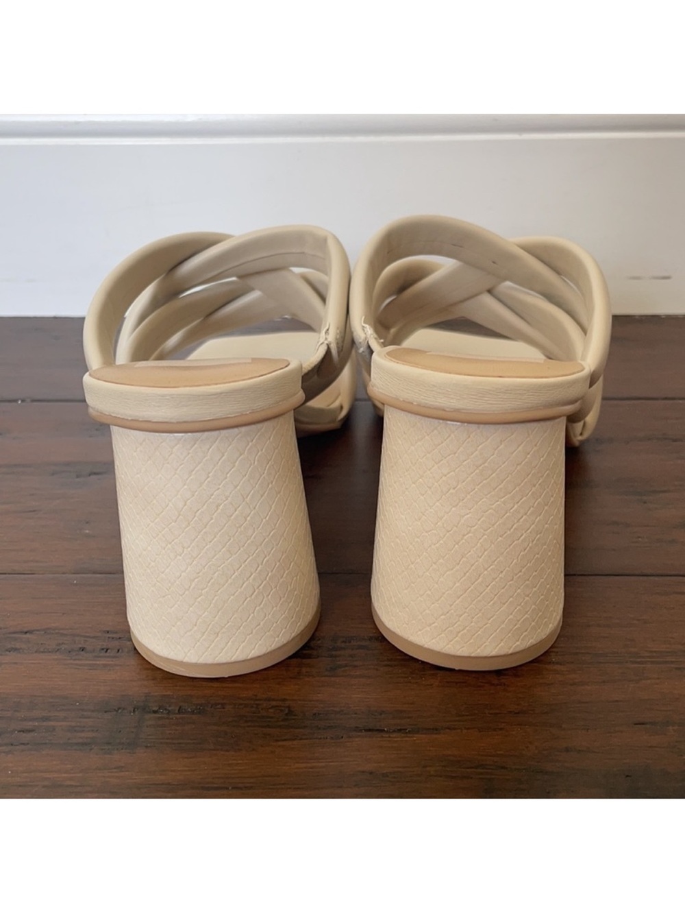 New DOLCE VITA Braided Slide Sandals - Picture 6 of 8